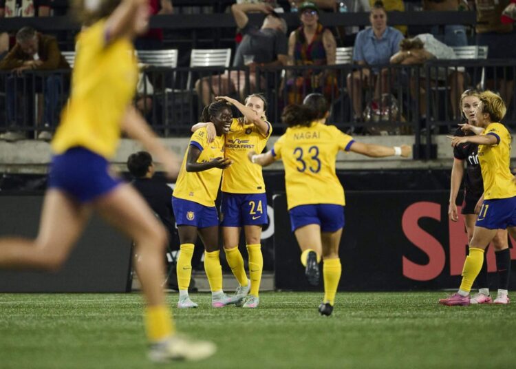 KK Ream, 16, de Utah Royals, torna-se mais jovem marcador da história da temporada regular da NWSL