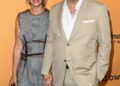 Kevin Costner vendo Kelly Noonan Gores após o divórcio (excl)