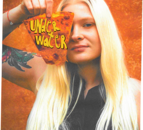 Kflan captura a beleza solitária com o novo single "Underwater"