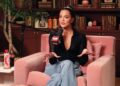 Khloe Kardashian compartilha o que 'absolutamente ama' sobre suas irmãs em Call Your Daddy
