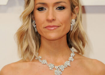 Kristin Cavallari enfrenta reação depois de revelar seu filho, 11 anos, e filha, 9, ainda dormem com ela - Star Magazine