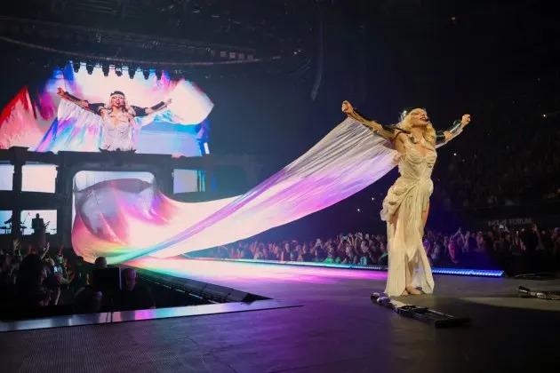 Lady Gaga se emociona com a mensagem pré-show de Michael Michael Polansky no concerto de Nova York