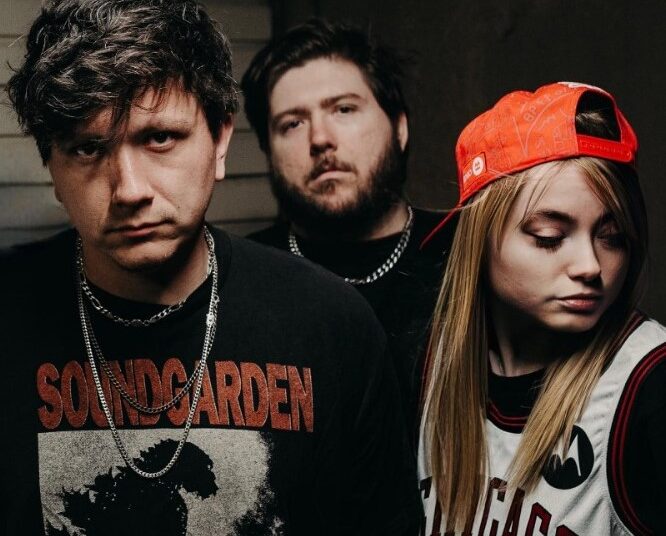 Lançamento do VCTMS “Twenty/Oito” com o novo videoclipe antes de Tours de outono