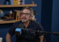 Marc Maron diz que a decisão de Dave Chappelle da Netflix prova 'o fascismo é bom para os negócios'