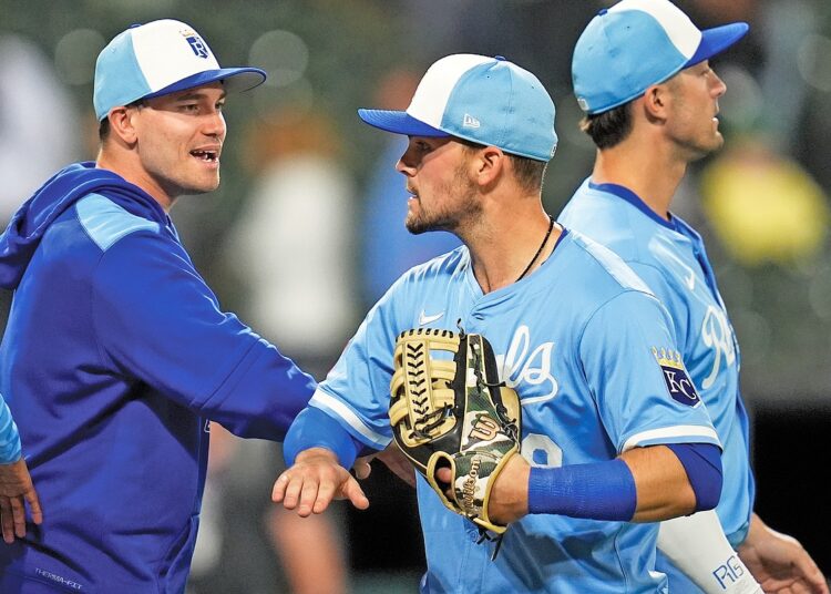 Massey, Isbel, obtenha o RBI em nono, quando o Royals venceu o White Sox por 5-4