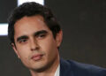 Max Minghella em negociações para se juntar ao filme de terror DC Studios 'Clayface'