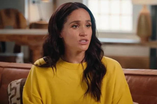 Meghan Markle faz outro golpe brutal na Royal Life - e revela o nome legal real