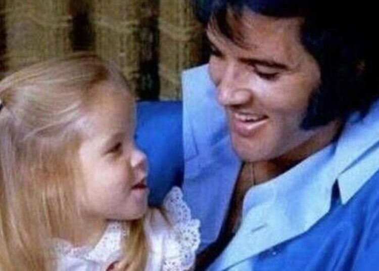 Mensagem de Graceland de Lisa Marie Presley que ela deixou em 'Drawer Secret' - Celebrity News - entretenimento