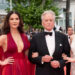 Michael Douglas, filha de Catherine Zeta-Jones, Carys, compartilha fotos de biquíni após a graduação