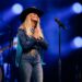 Miranda Lambert hospeda o concerto de inundação de All-Star Texas em Austin