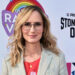 Música country Trailblazer Jornada de Chely Wright de palco para sala de reuniões como executão dei
