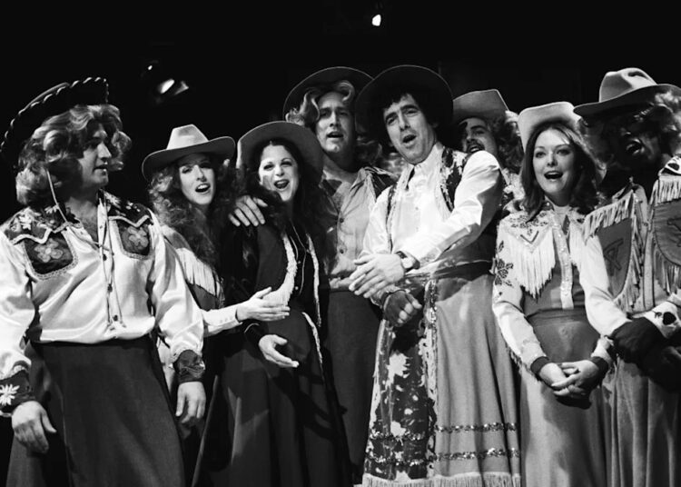 Nova jogada dá vida à primeira temporada do SNL