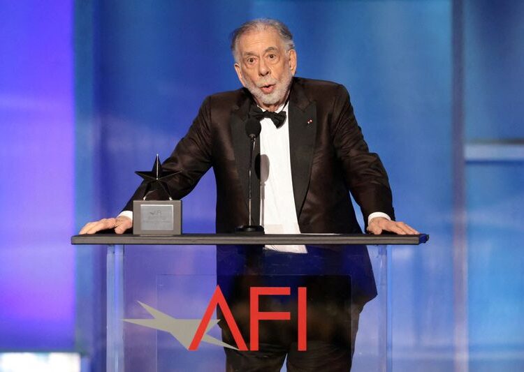O diretor Francis Ford Coppola descarregado do Hospital Roma, é "bom", diz a fonte