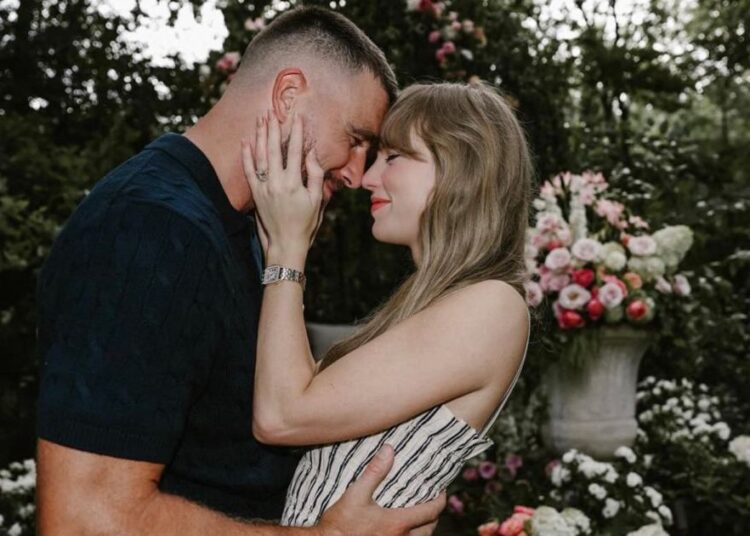O envolvimento de Taylor Swift com Travis Kelce: as melhores reações dos fãs