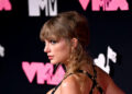 O irmão de Travis Kelce oferece parabéns após o noivado a Taylor Swift