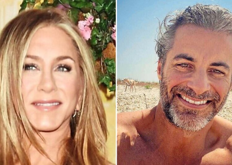 O namorado 'constrangido' de Jennifer Aniston, Jim Curtis
