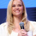 O ousado Cliff Dive Wows, de Reese Witherspoon