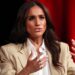 O que aconteceu com Meghan Markle e Tina Brown?