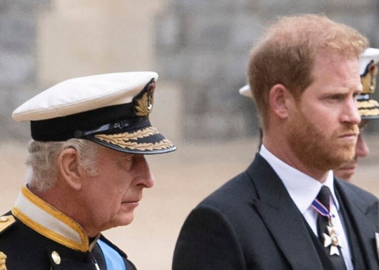 O rei Charles quer o príncipe Harry Rift 'resolvido' em meio a uma grande reunião - notícias de celebridades - entretenimento