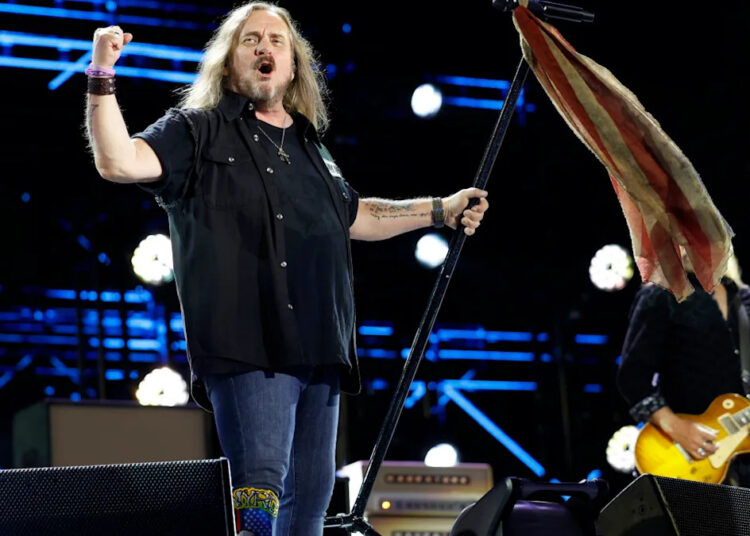 O rock lendas dos anos 70 cancelam o concerto da Fair State de última hora - eis o porquê