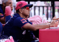O treinador principal Dravid Peças Ways with Rajasthan Royals