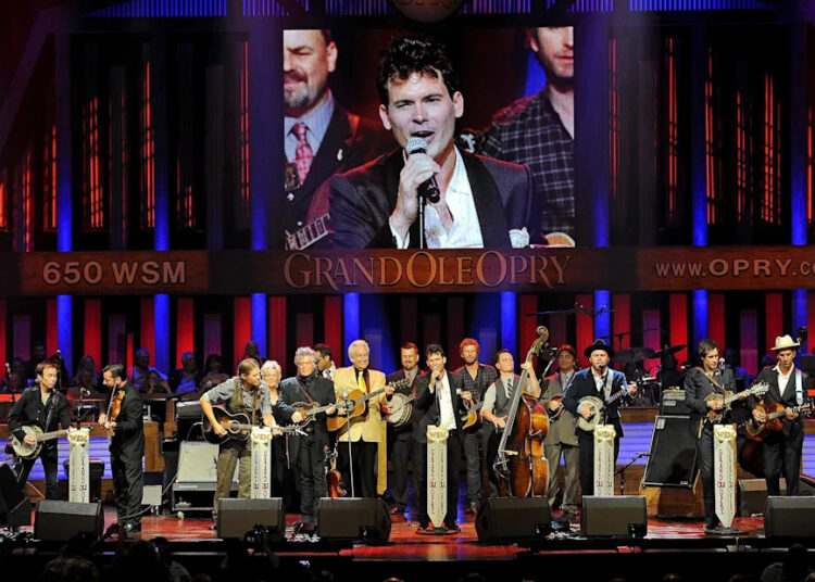 Os artistas são pagos para se apresentar no Grand Ole Opry em Nashville? O que é preciso para ser um membro da prestigiada instituição
