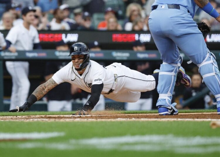 Par de homers oportuno ajuda os Tigres Top Royals, vencer 5º consecutivo - Mídia de nível de campo - soluções profissionais de conteúdo esportivo