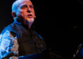 Peter Gabriel está relançando seu filme de concerto em um formato estranho
