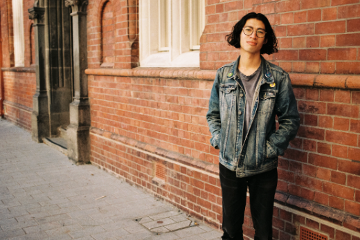 Pickle Darling lança o novo single 'Parabéns Campeão'
