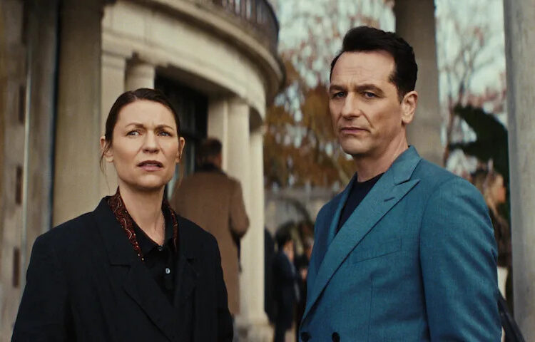 Primeiro olhar e novos detalhes de Claire Danes e Matthew Rhys 'Netflix Thriller' The Beast in Me '