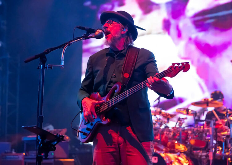 Primus Parties no LA Show com membros da ferramenta, Matt Stone