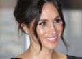 'Princesa' Meghan Markle mostra suas verdadeiras cores no vôo comercial | Real | Notícias