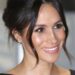 'Princesa' Meghan Markle mostra suas verdadeiras cores no vôo comercial | Real | Notícias