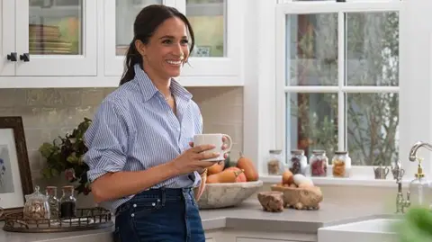 Quem disse 'eu te amo' primeiro, e o que Meghan sente falta do Reino Unido