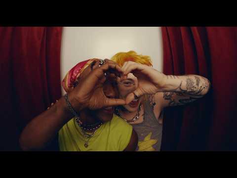 Rainbow Kitten Surprise lançará 'Bones' em 26 de setembro