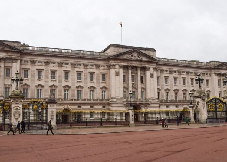 Real razão para o palácio de Buckingham nunca foi amado pela realeza | Real | Notícias