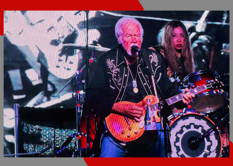 Revisão do concerto Overdrive Bachman-Turner, escrito por meus pais