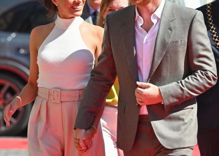 Royal Expert oferece uma visão sombria do novo negócio do príncipe Harry e Meghan Markle Netflix