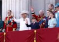 Royal Family Honors WWII Veterans com post em movimento em 80 anos de VJ Day