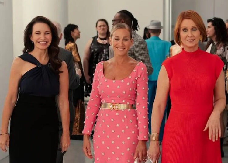 Sarah Jessica Parker não está aqui para os críticos 'e assim assim ...'-e sua resposta de 3 palavras diz tudo