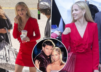 Sarah Michelle Gellar retorna como 'Buffy the Vampire Slayer' no conjunto de reinicialização