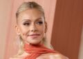 Segredos de Kelly Ripa: seu vestido de noiva de US $ 200 e muito mais