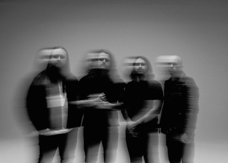 Senhorita, posso lançar um novo videoclipe para 'Pray for Silence'