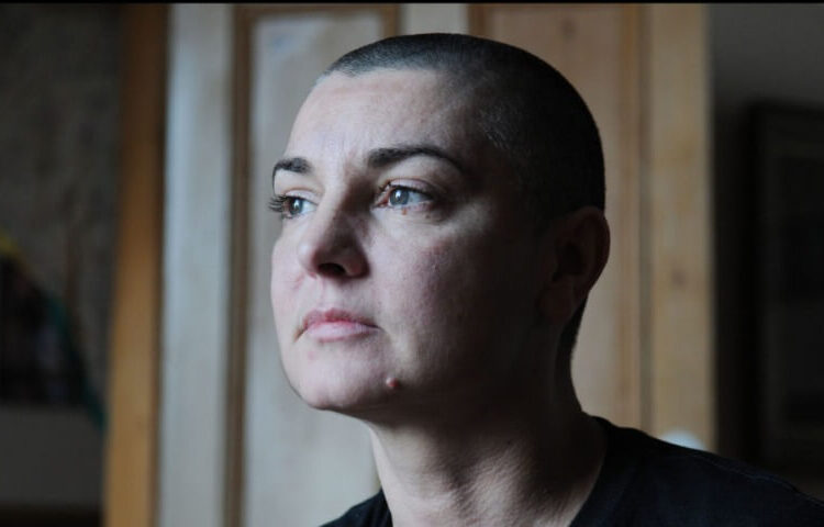 Sinéad O'Connor se torna mais recente artista para obter o tratamento biográfico