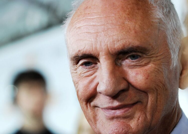 Star Terence Stamp de 'Superman' morto aos 87