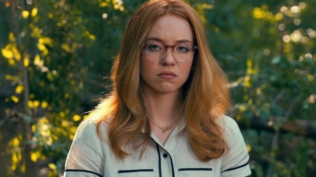 Sydney Sweeney 'Parts Ways' com superfícies da Meme Enron em meio à controvérsia de jeans