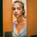 Sydney Sweeney corre o risco de mau funcionamento do guarda -roupa durante o golpe de ação