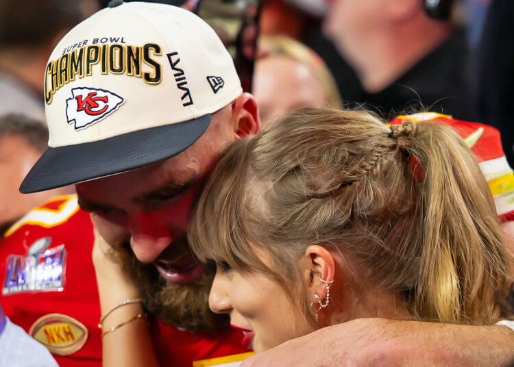 Taylor Swift atrai elogio por fazer algo especial para Travis Kelce em meio ao álbum Reveal