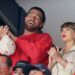 Taylor Swift conversa