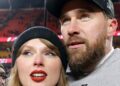 Taylor Swift e Linguagem corporal de Travis Kelce durante a entrevista de 'New Heights' fala muito sobre seu relacionamento